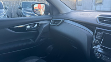 Nissan Qashqai 1.3 DiG-T Acenta Premium 5dr Petrol Hatchback